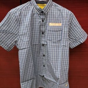 Men's cotton button down shirt